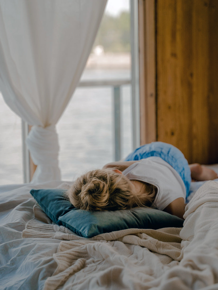 Keeps your sleep fresh and dry.